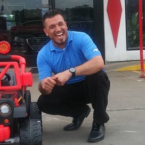 Meet your Posher, Christopher